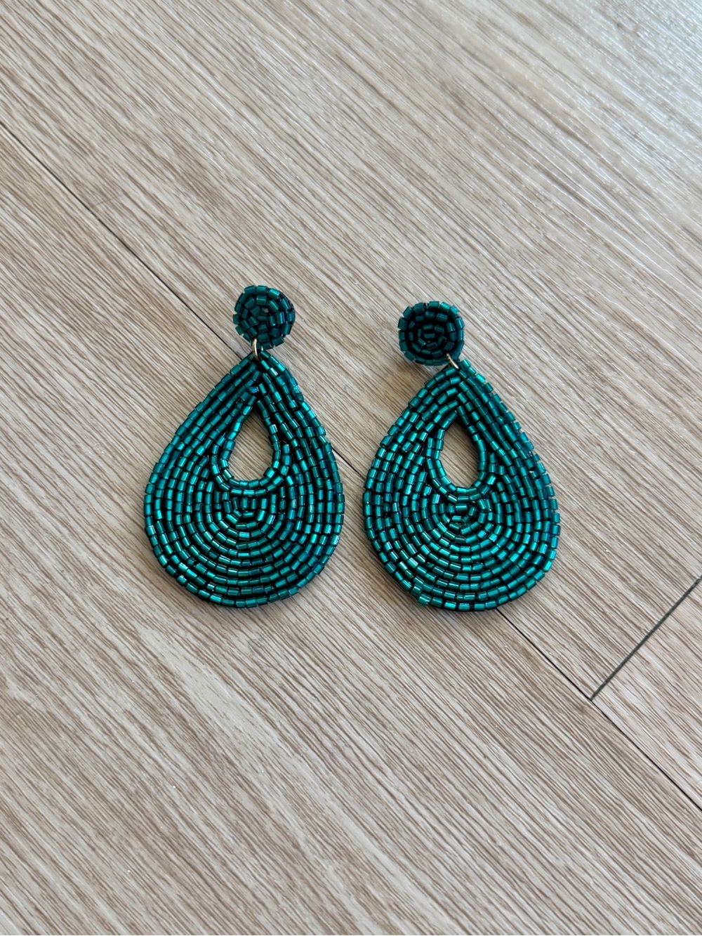 Ana & Ava Teal Bugle Beaded Teardrop Dangle Earrings 2.5” felt back lightweight